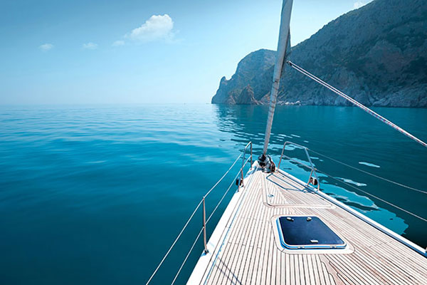 Yachts and Cruising